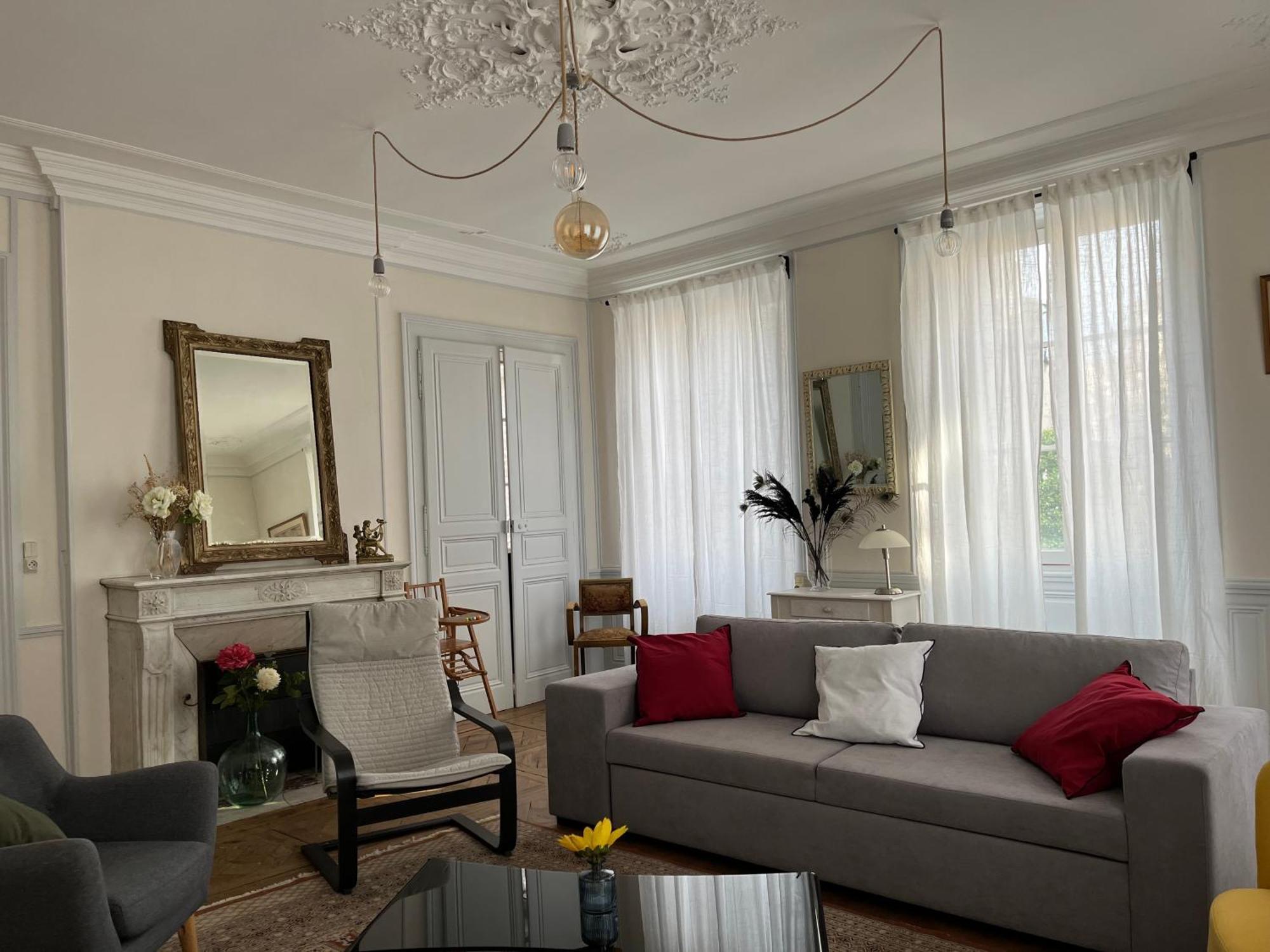 La Villa Louana 1 Appartement 160M2 Sobriete,Elegance En Coeur De Ville 奥布松 外观 照片